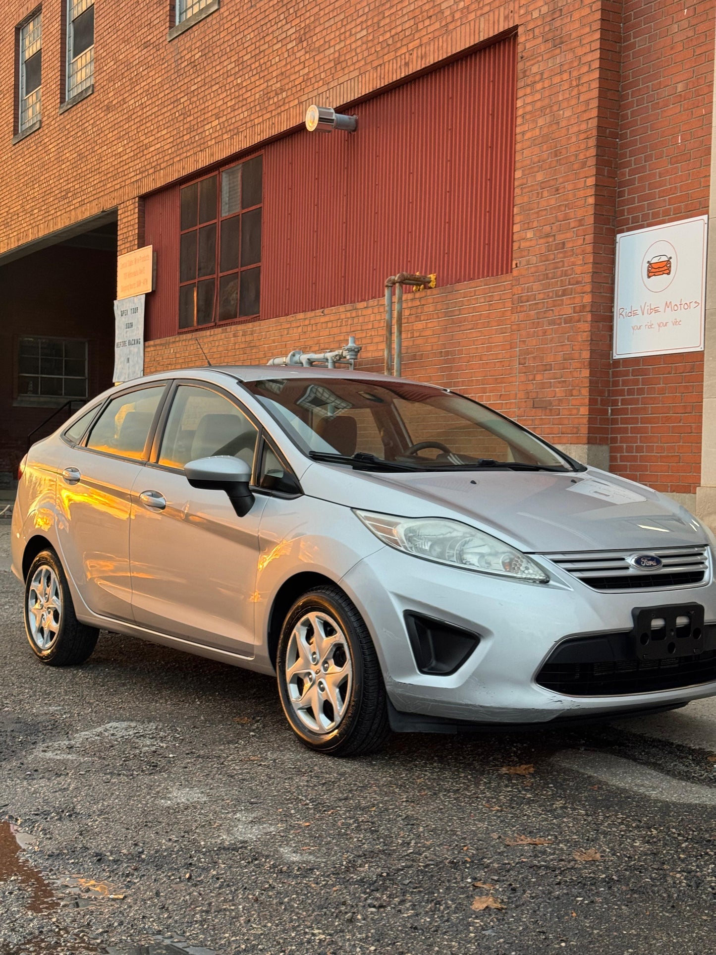 2011 Ford Fiesta · S