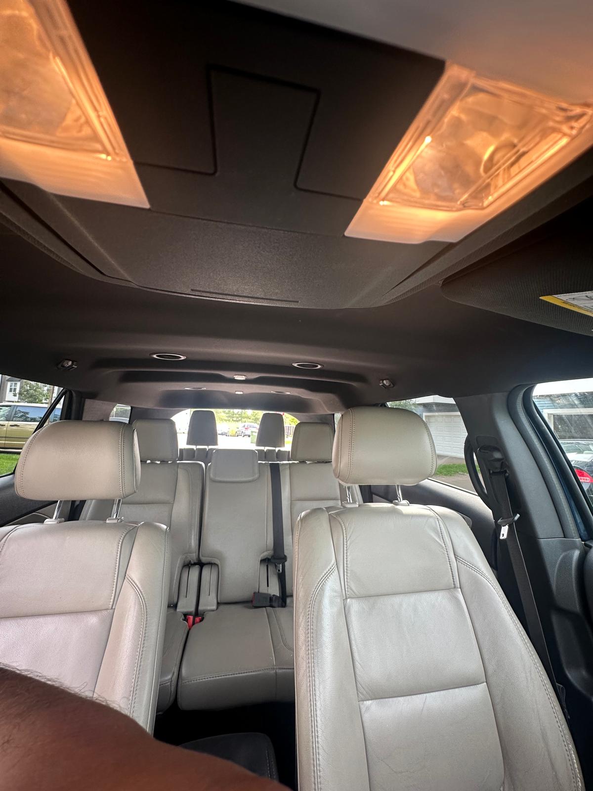 AWD 2012 Ford Explorer XLT 6cyl