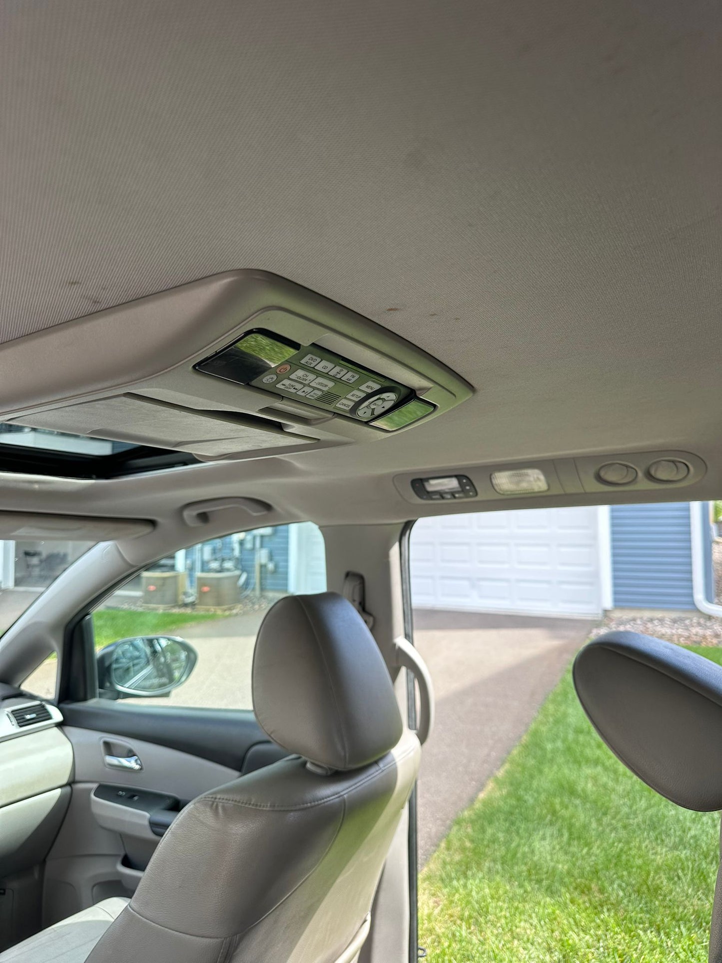 2014 Honda Odyssey · EX-L w/DVD Res Minivan 4D