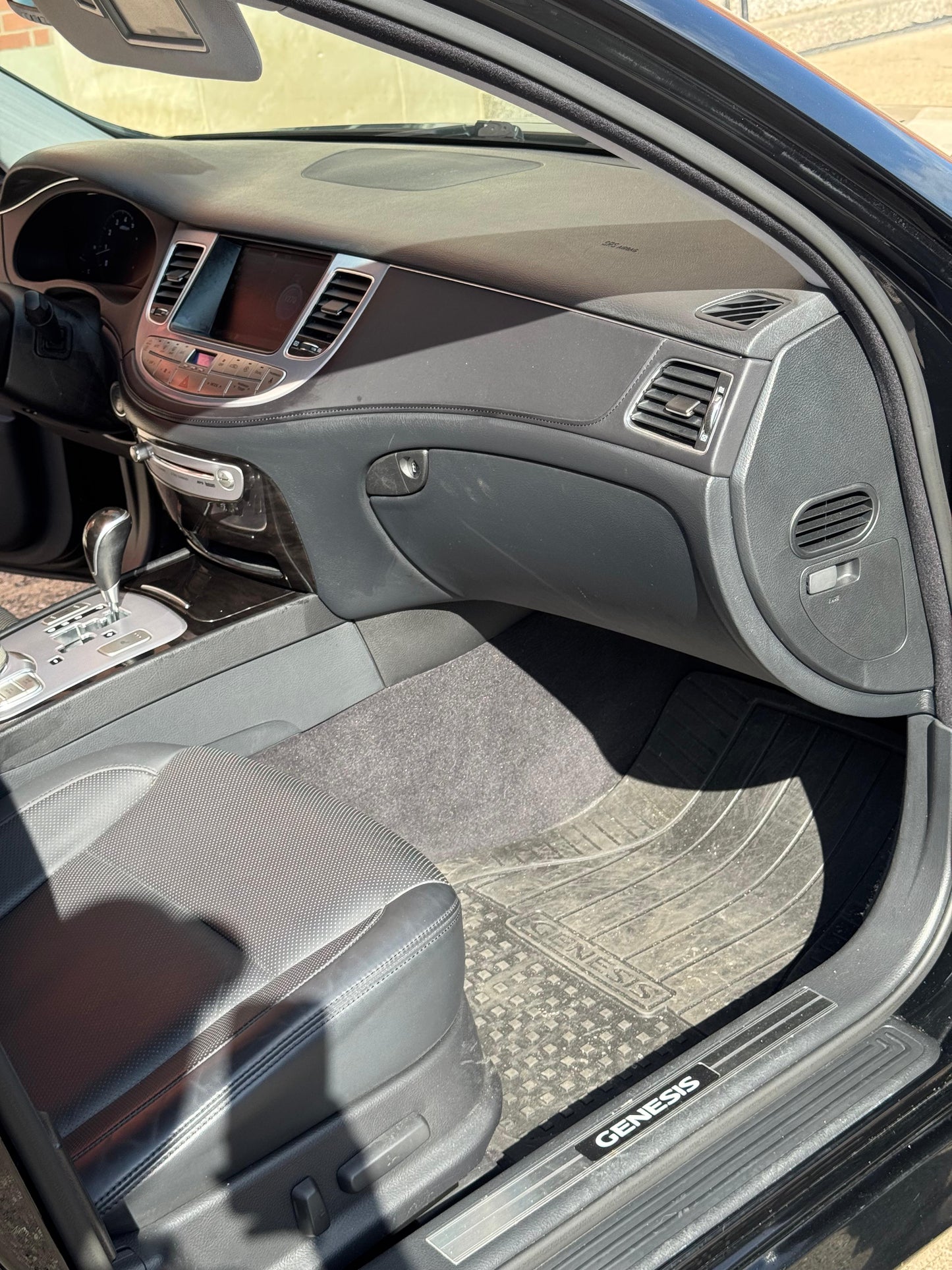 2012 Hyundai Genesis · 4.6L V8