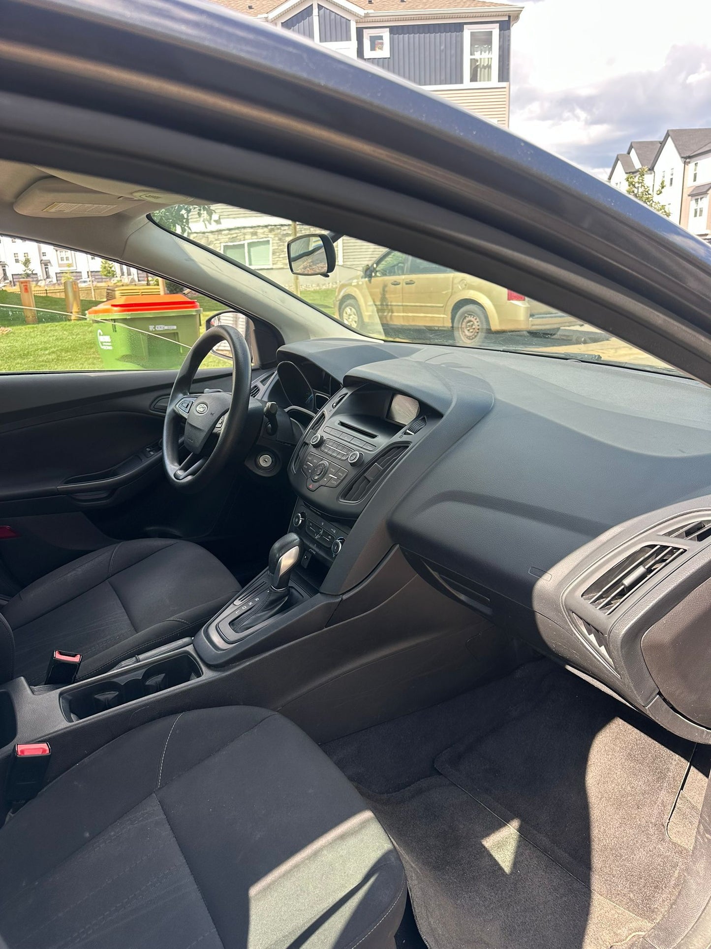 2016 Ford Focus · S