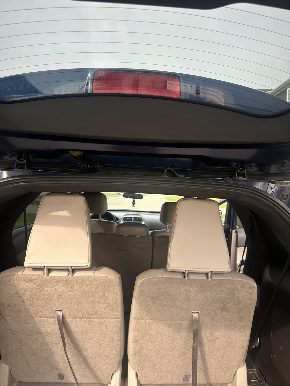 AWD 2012 Ford Explorer XLT 6cyl