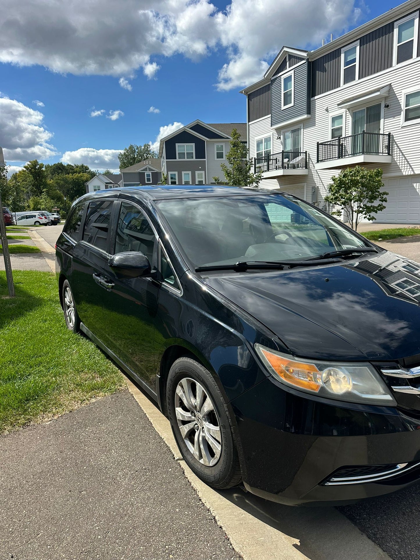 2014 Honda Odyssey · EX-L w/DVD Res Minivan 4D