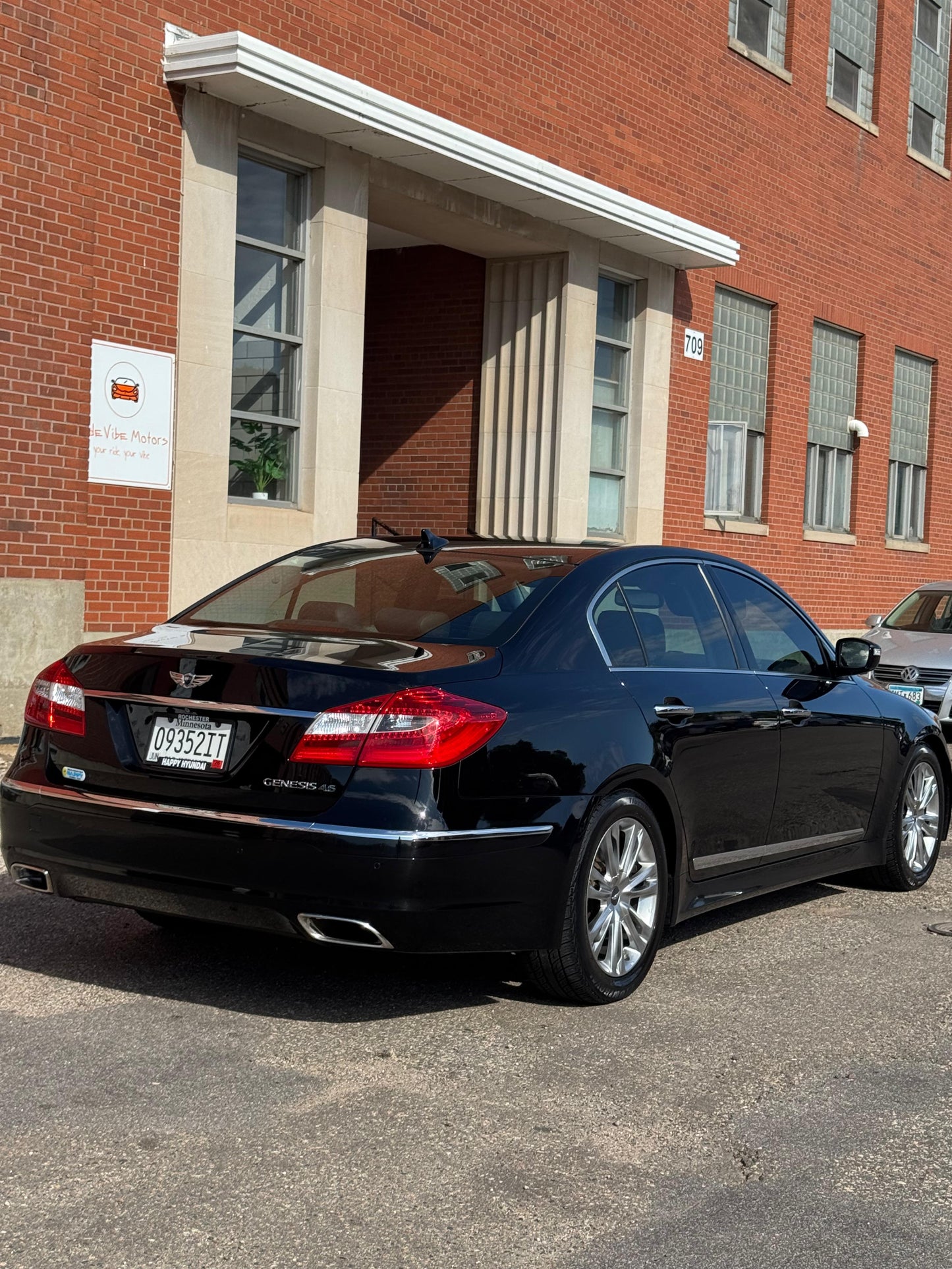 2012 Hyundai Genesis · 4.6L V8